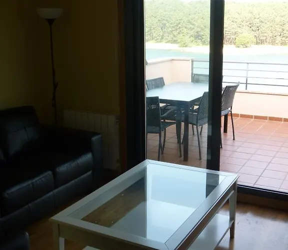 Apto. Con Terraza Y Vistas Al Mar *